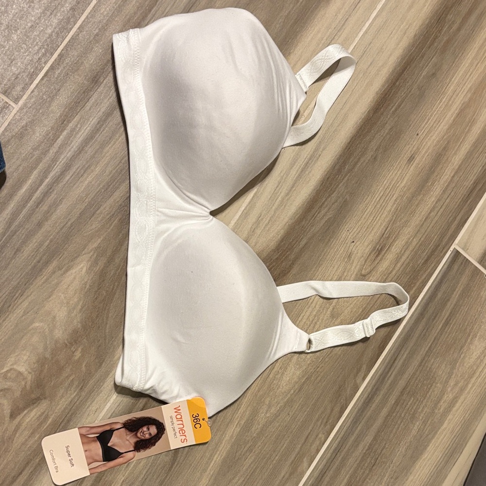 Warner's Classic White Bra